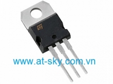 Linear Voltage Regulators 12V 1.0A 4%